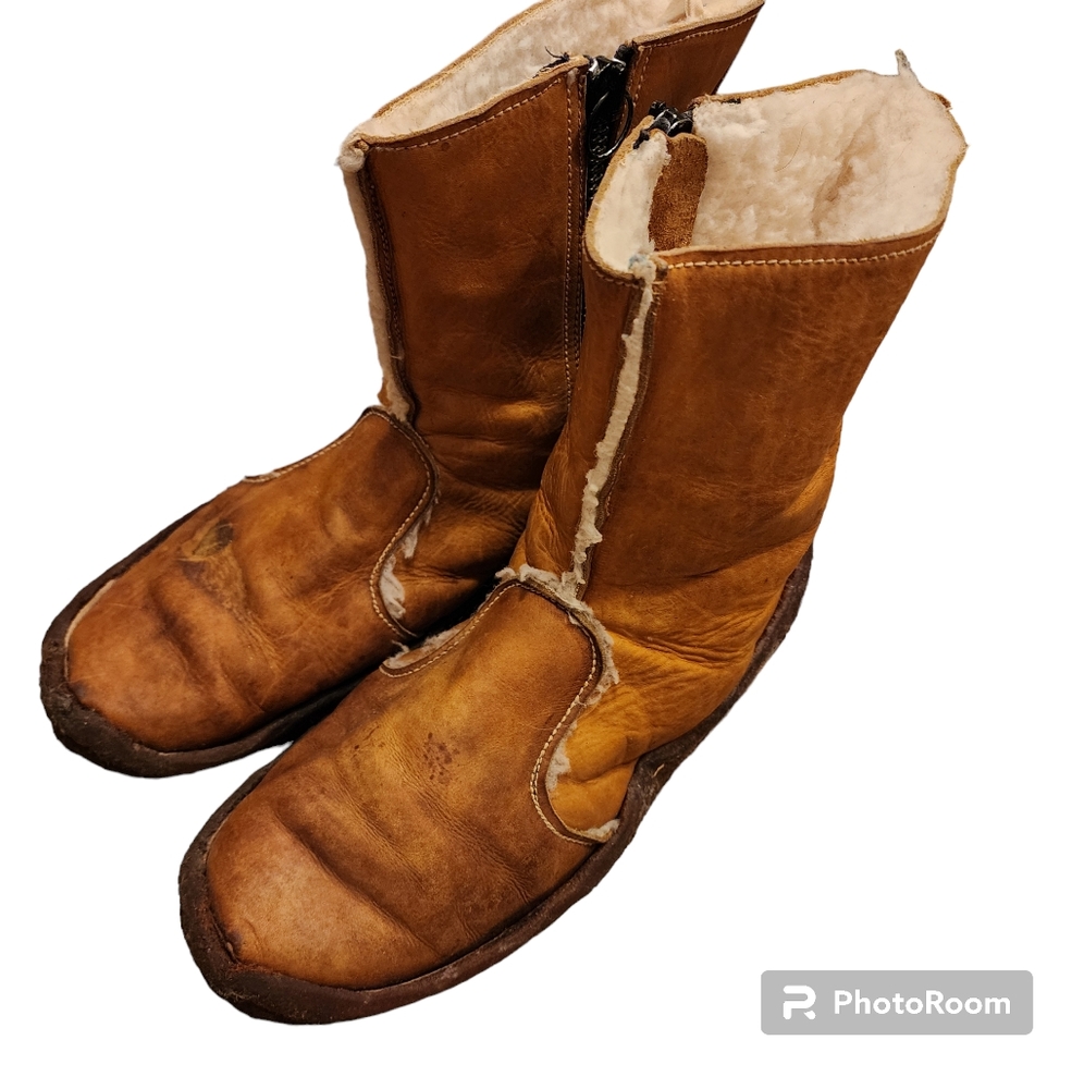 Vtg CHEF CHEROKEE 12 Leather shearling lined boots made in Canada
